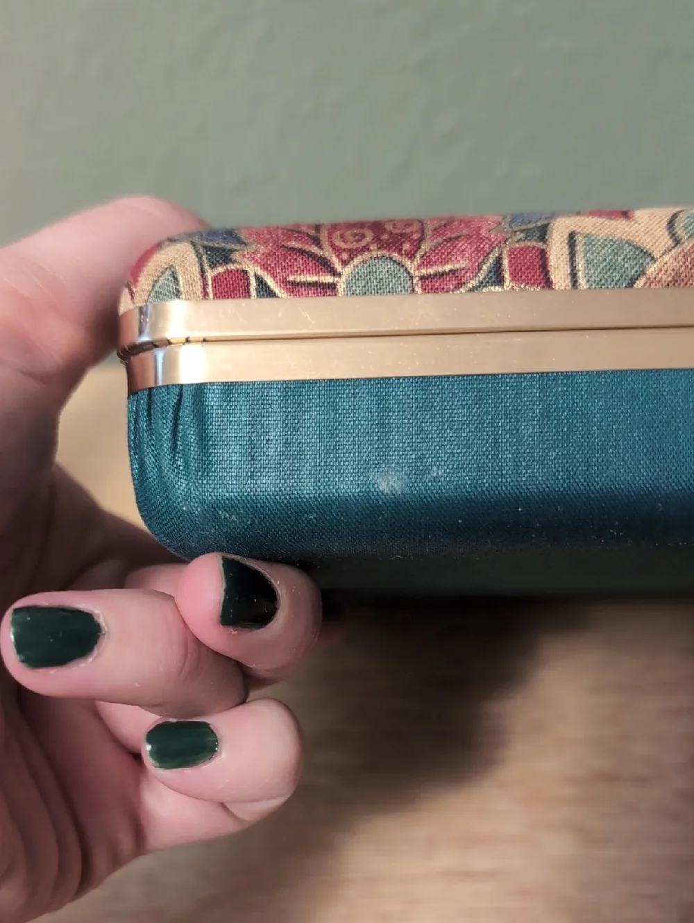 Vintage Style Compact Jewelry/Ring Organizer/Decor